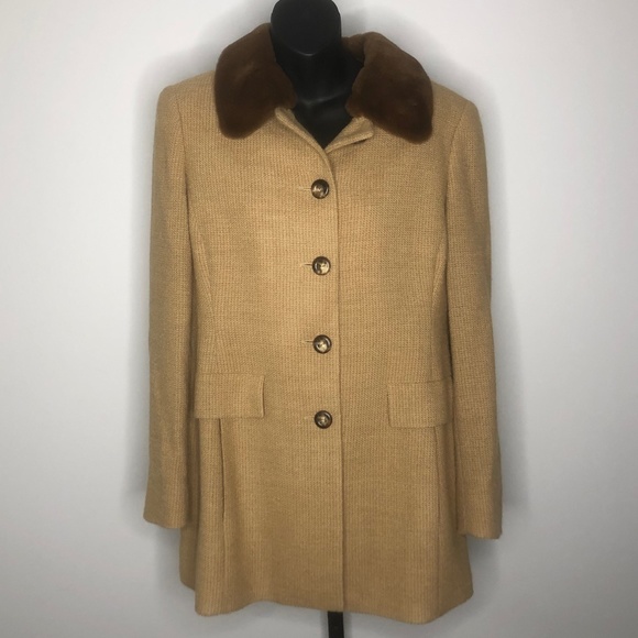 Akris Camel Wool/Alpaca Button up Jacket Removable Brown Fur Collar Size 10
